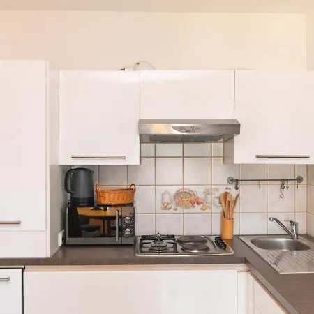 Basic Sveti Anton 88 Гостевой дом Малинска