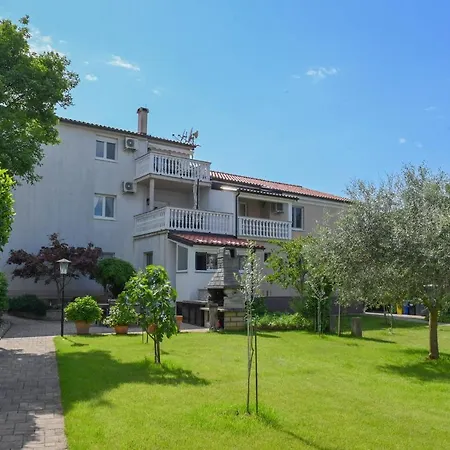 Basic Sveti Anton 88 Malinska