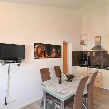Basic Sveti Anton 88 Casa de hóspedes Malinska