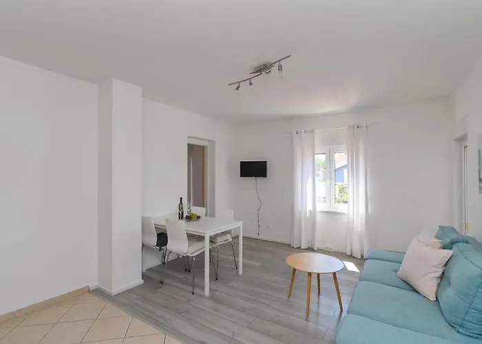 Basic Sveti Anton 88 Guest house